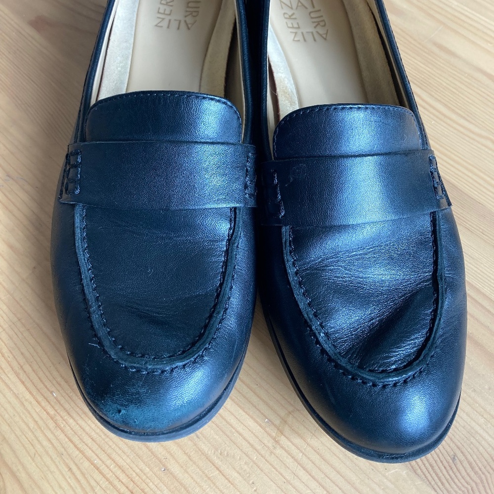 Black Naturalizer Leather Loafers